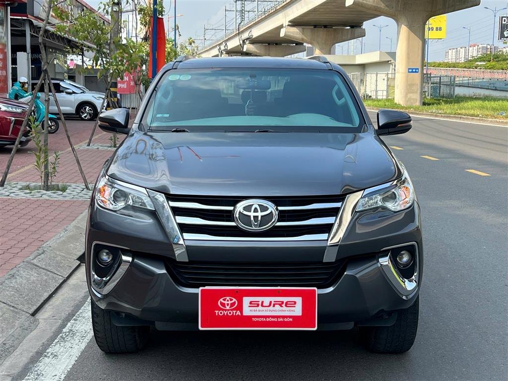 FORTUNER 2.4G AT 4X2
