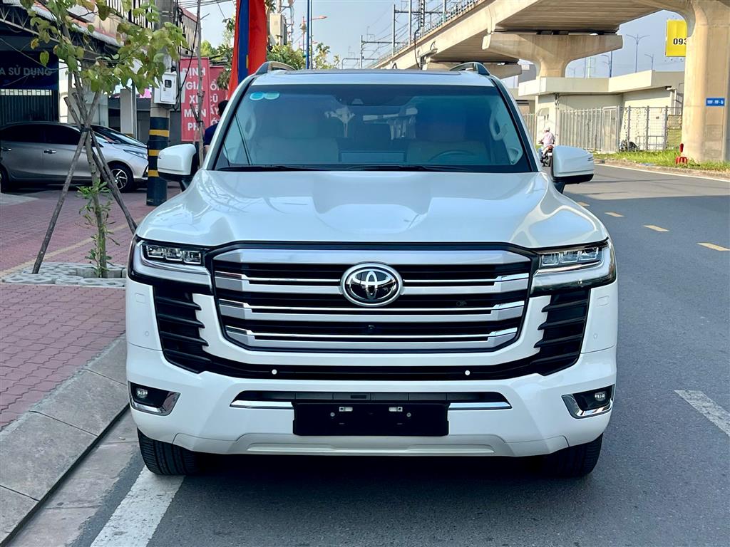 LAND CRUISER 300 VX.R