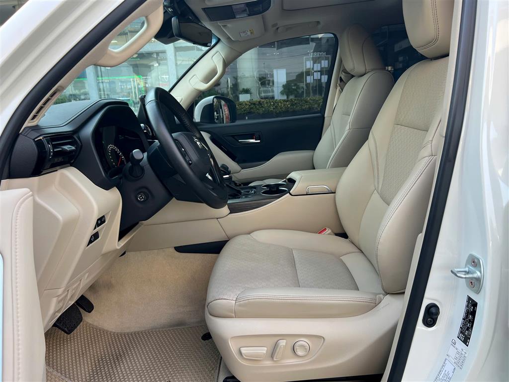 LAND CRUISER 300 VX.R