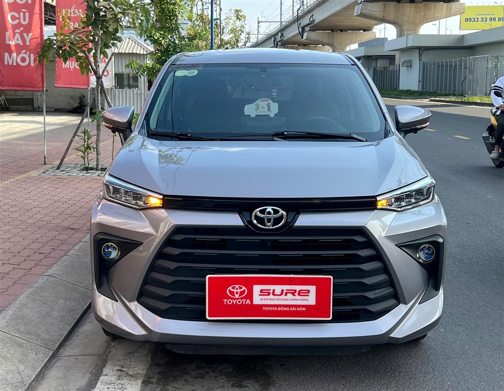 TOYOTA AVANZA 1.5AT