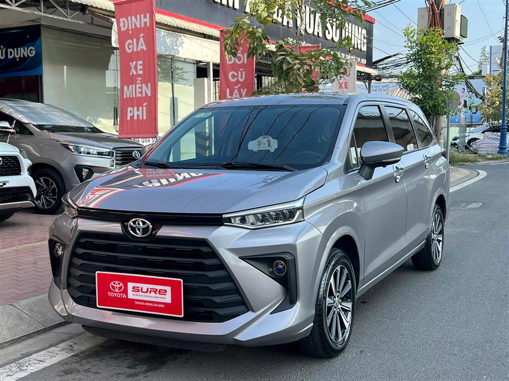 TOYOTA AVANZA 1.5AT