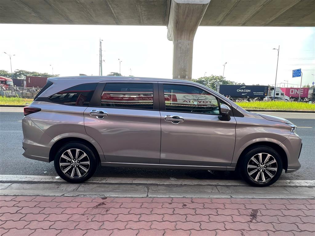 TOYOTA AVANZA 1.5AT