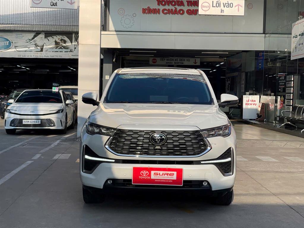 Innova Cross 2.0 HEV