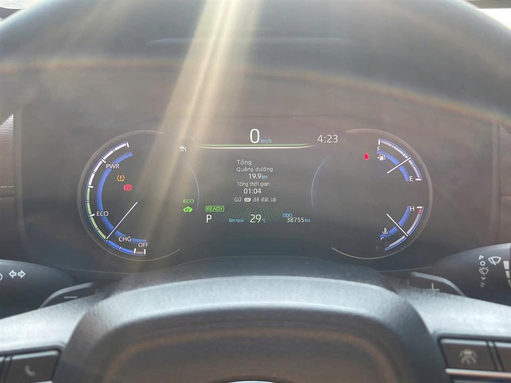 Innova Cross 2.0 HEV
