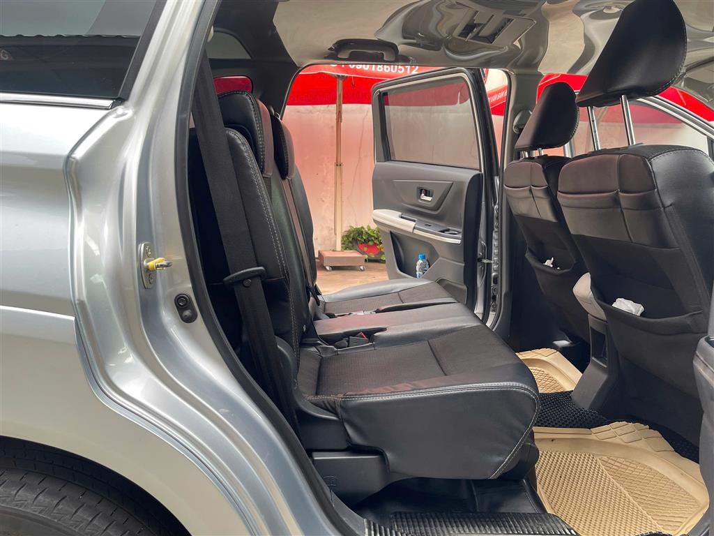 TOYOTA VELOZ TOP